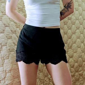 uo black lace appliqué shorts